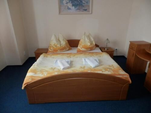 Pokoj se sprchou  pro 5 os.