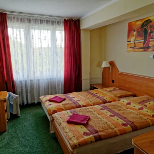 Pokój 2-osobowy Standard z łazienką