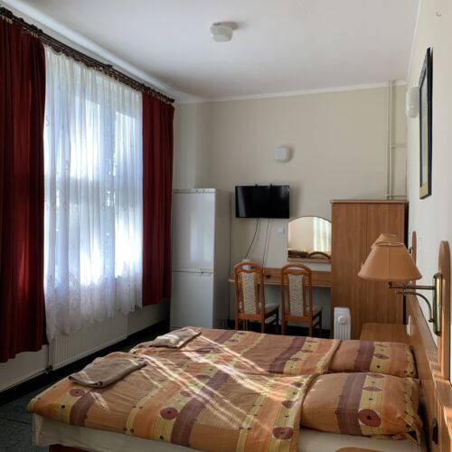 Pokój 3-osobowy Standard z łazienką