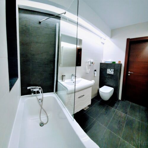 Camera dubla premium cu balcon