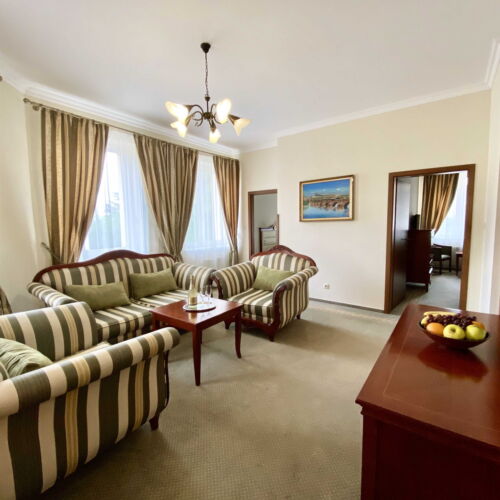 Apartament 4-osobowy z klimatyzacją z prysznicem z 3 pomieszczeniami sypialnianymi (możliwa dostawka)