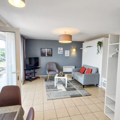 Apartament cu panoramă cu vedere spre lac cu 2 camere pentru 4 pers.