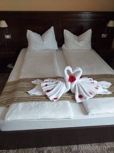 Camera dubla (se poate solicita pat suplimentar)