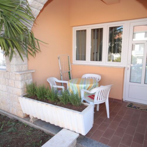 Apartament cu aer condiționat cu terasă cu 1 camera pentru 4 pers. A-3007-f