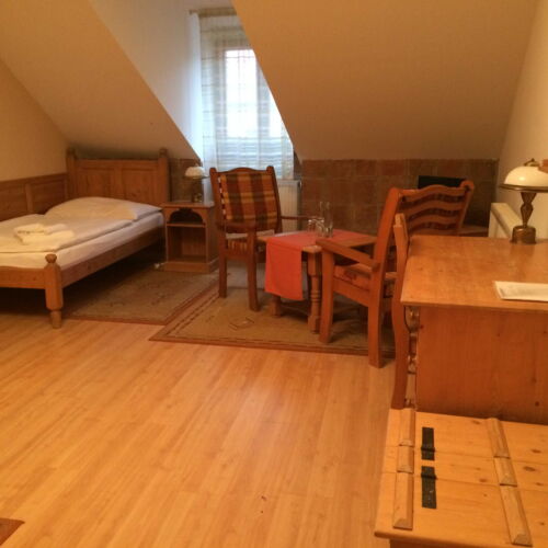 Camera single cu duș