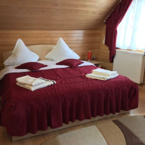 Apartament family cu baie cu 2 camere pentru 4 pers.