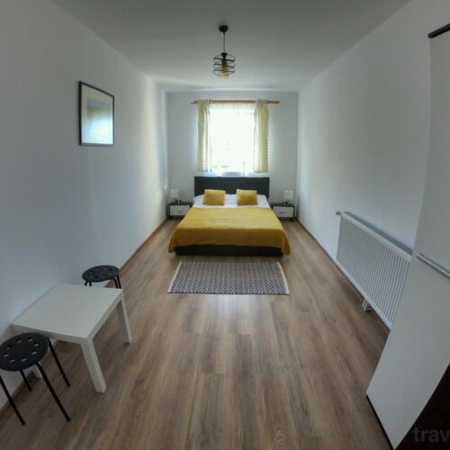 Casă de vacanță pentru 10 pers. (se inchirieaza doar integral) (se poate solicita pat suplimentar)