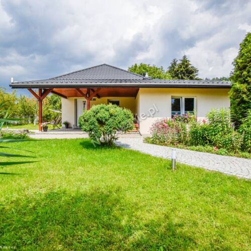 Apartament 4-osobowy na parterze z widokiem na jezioro z 2 pomieszczeniami sypialnianymi