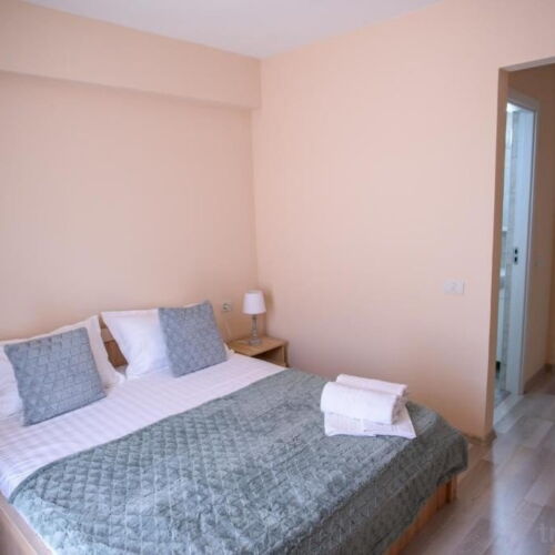 Apartament 4-osobowy z 2 pomieszczeniami sypialnianymi (możliwa dostawka)