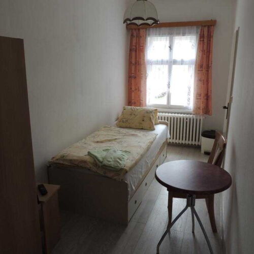 Pokoj se sprchou  pro 1 os.