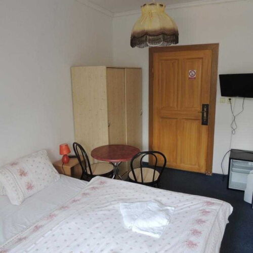 Pokoj se sprchou  pro 2 os.