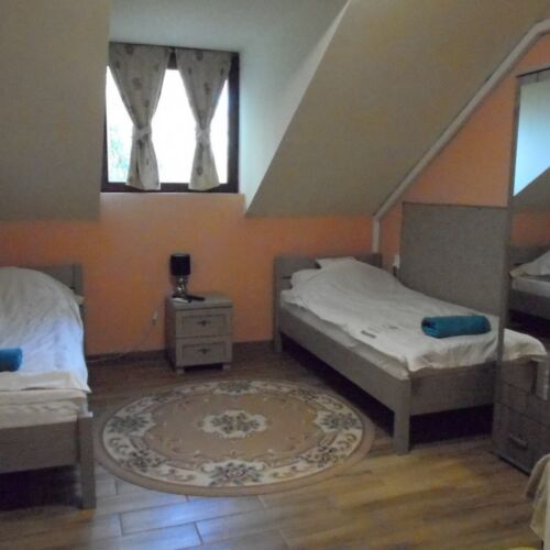 Pokoj s koupelnou se společnou kuchyňkou pro 2 os.