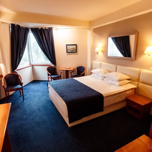 Suita cu baie cu aer condiționat cu 1 camera pentru 2 pers.