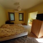 Upstairs 1-Room Air Conditioned Apartment for 2 Persons (extra bed available)