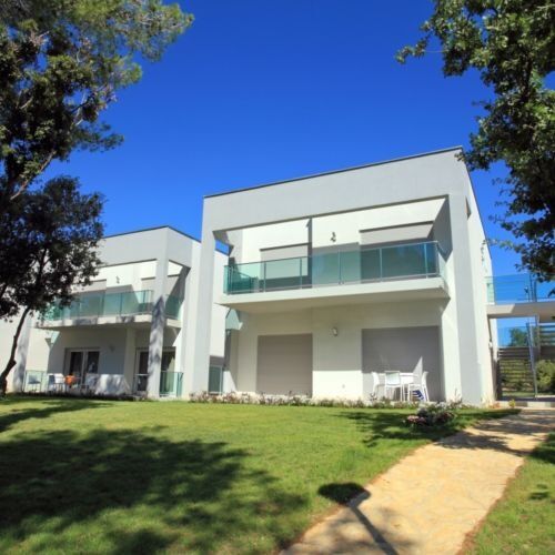 Apartament exclusive cu vedere spre parc cu 2 camere pentru 4 pers.