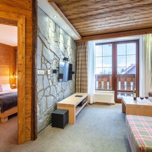 Apartament cu duș b pentru 2 pers. (se poate solicita pat suplimentar)