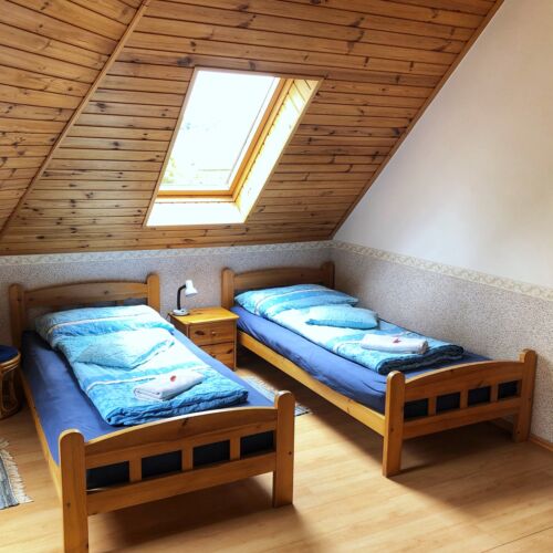 Pokój 4-osobowy na piętrze Przyjazny podróżom rodzinnym (możliwa dostawka)