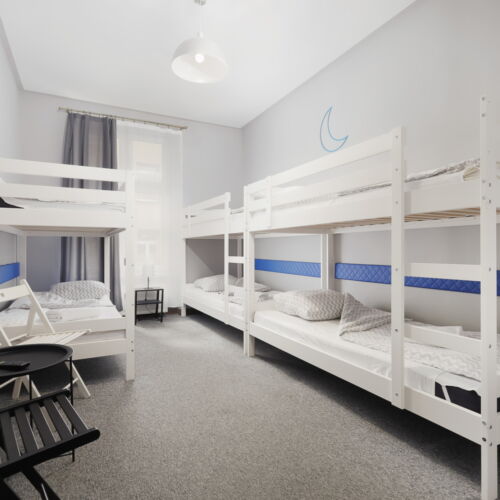 Pokój 6-osobowy z łazienką ze wspólnym aneksem kuchennym