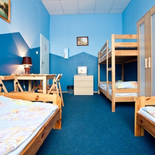 Pokój 8-osobowy ze wspólną łazienką ze wspólnym aneksem kuchennym