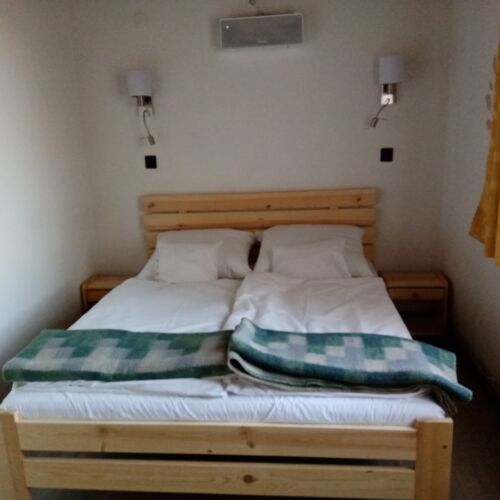 Camera dubla classic la etaj