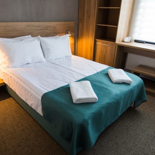 Economy  Pokoj s manželskou postelí