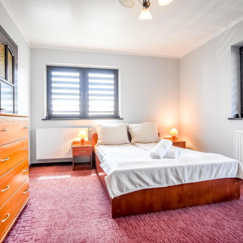 Apartament deluxe cu 2 camere pentru 4 pers.