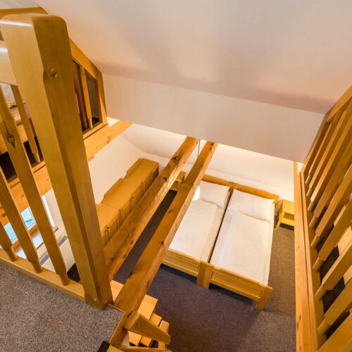 Pokoj se sprchou  pro 5 os.