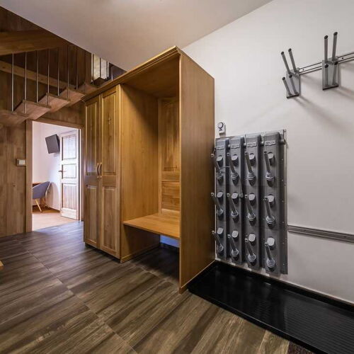 Pokoj se sprchou  pro 6 os.