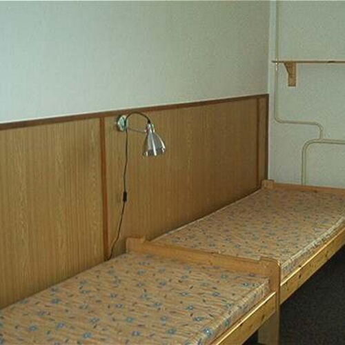 Pokoj se společnou kuchyňkou  pro 4 os.