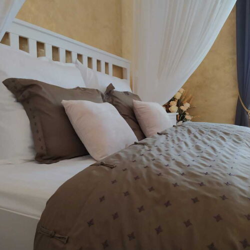 Apartman se sprchou s privátní koupelnou mimo apartmán pro 5 os. se 2 ložnicemi (s možností přistýlky)