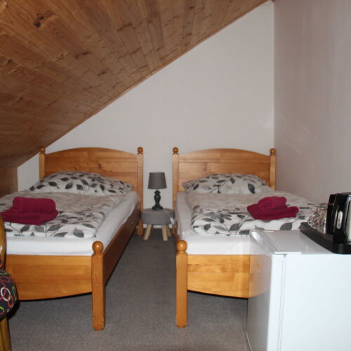 Apartman se sprchou  pro 6 os.