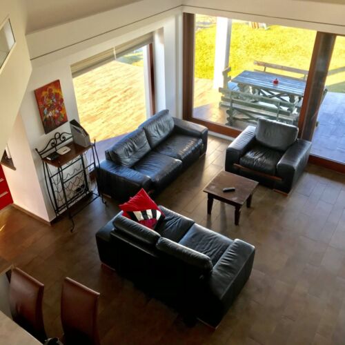 Vila toata casa cu vedere spre lac pentru 8 pers. (se inchirieaza doar integral)