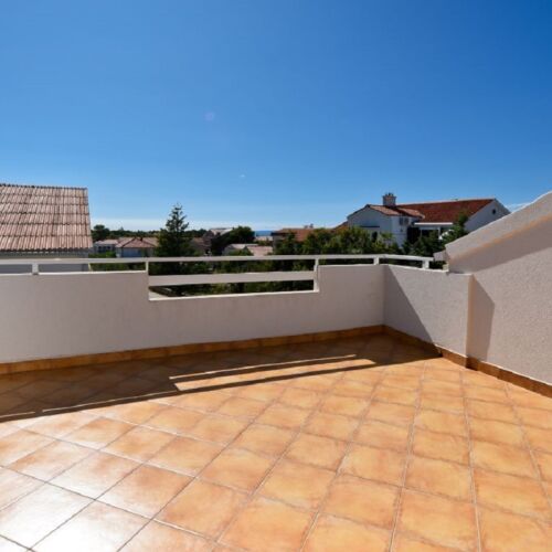 Apartament 6-osobowy z widokiem na morze z 3 pomieszczeniami sypialnianymi