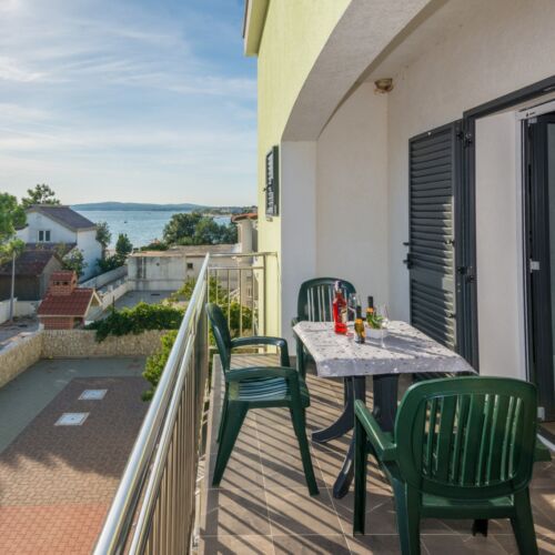 Family Apartman pro 3 os. se 2 ložnicemi s výhledem na moře