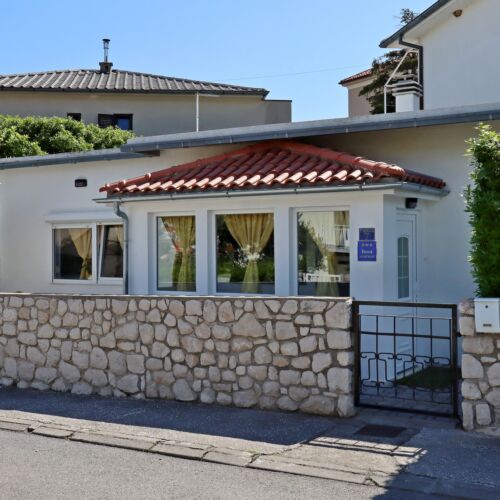 1-Room Air Conditioned Apartment for 2 Persons with Terrace K-17533
