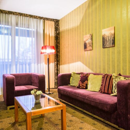 Classic 2-Room Family Suite for 4 Persons (extra bed available)