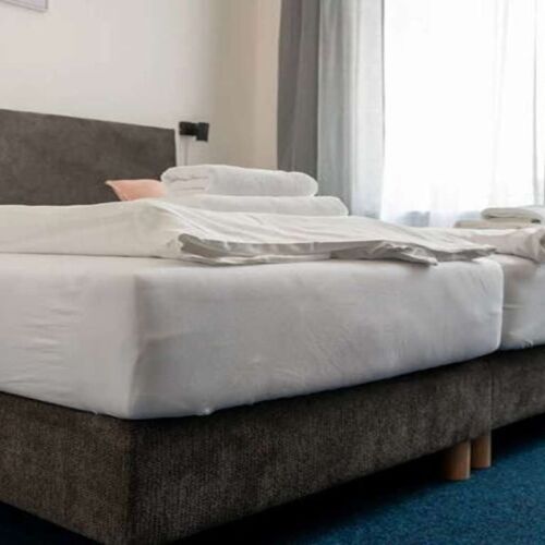 Apartament 3-osobowy z prysznicem z 1 pomieszczeniem sypialnianym (możliwa dostawka)