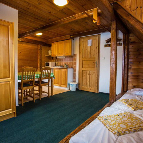 Apartman se sprchou s vlastní kuchyňkou pro 6 os.