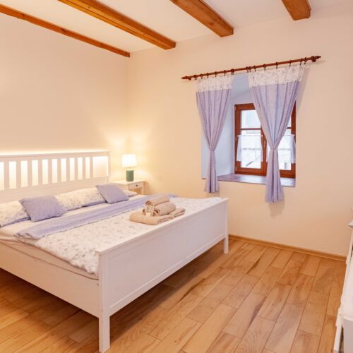 Apartman se sprchou s vlastní kuchyňkou pro 4 os.