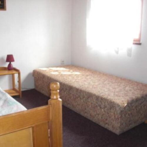 Pokoj se sprchou  pro 3 os.