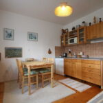 Apartment für 4 Personen mit Eigner Küche und Terasse (Zusatzbett möglich)