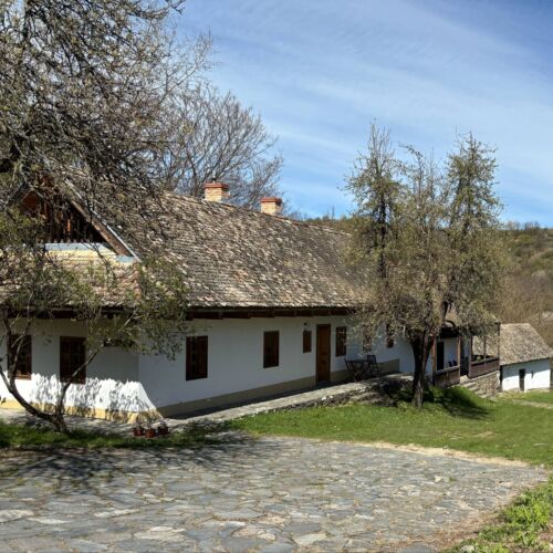 2-Room Apartment for 5 Persons