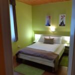 Upstairs B2 3-Room Apartment for 6 Persons