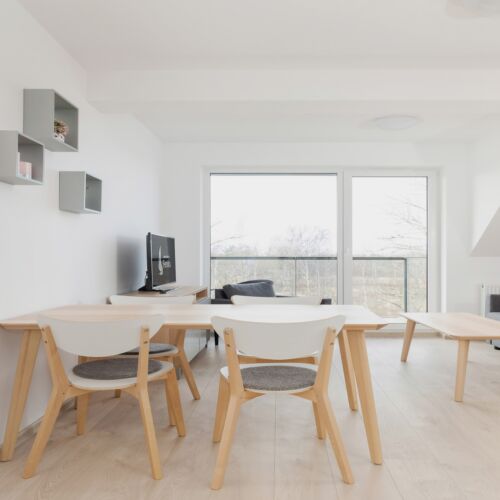 Apartament 4-osobowy na piętrze z widokiem na morze z 2 pomieszczeniami sypialnianymi