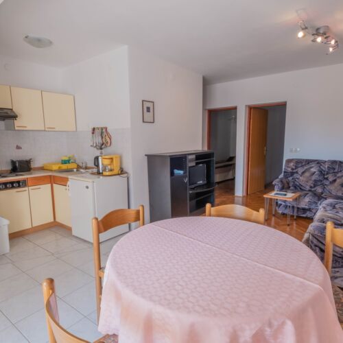 2-Room Family Apartment for 4 Persons with Terrace