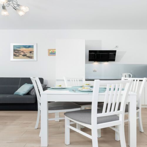 Apartament 4-osobowy na piętrze z widokiem na ogród z 2 pomieszczeniami sypialnianymi