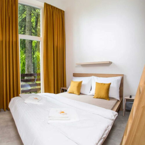 Pokoj se sprchou  pro 6 os.