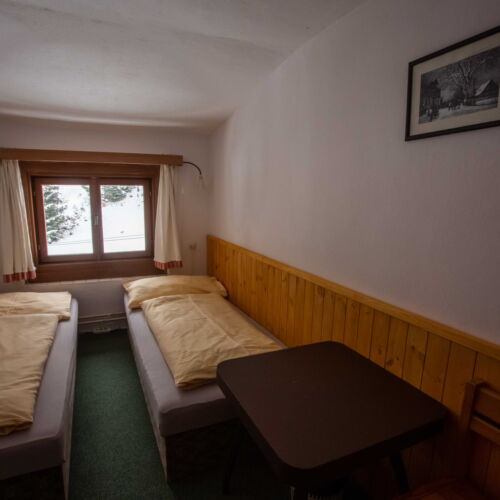 Pokoj se společnou kuchyňkou  pro 2 os.