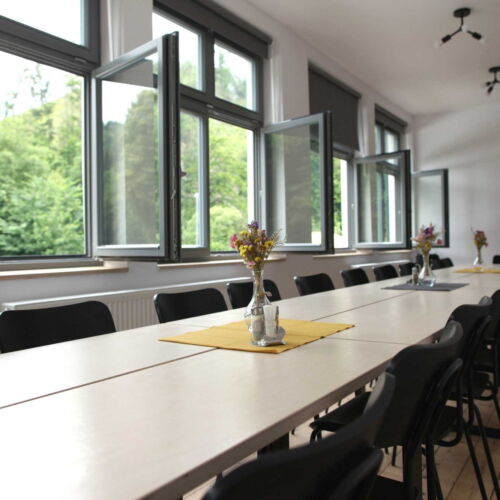 Casă de vacanță cu duș cu chicinetă proprie pentru 1 pers. (se inchirieaza doar integral)