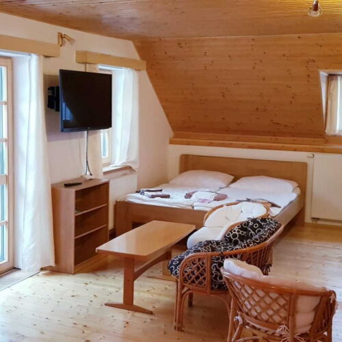 Apartman se sprchou s vlastní kuchyní pro 4 os.